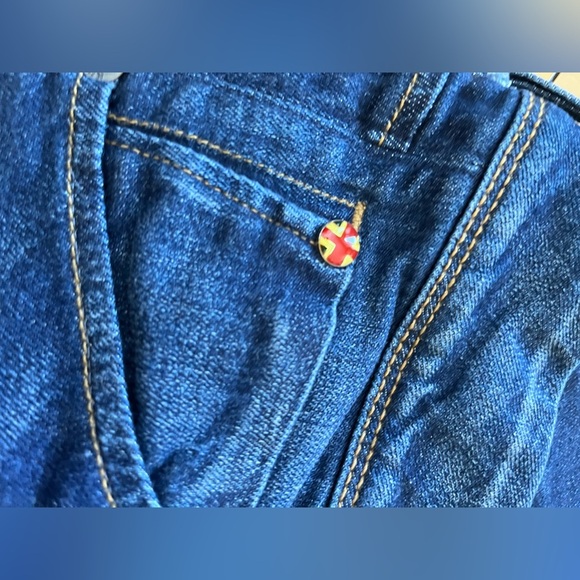 Hudson jeans in fantastic shape! - Picture 5 of 9